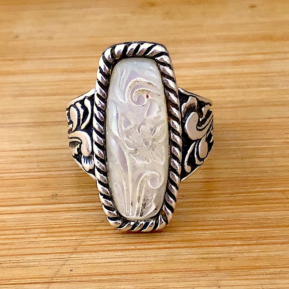 $72  Carolyn Pollack Estate Ring  Sterling Silver Size 9 Marked CP Copyright 925